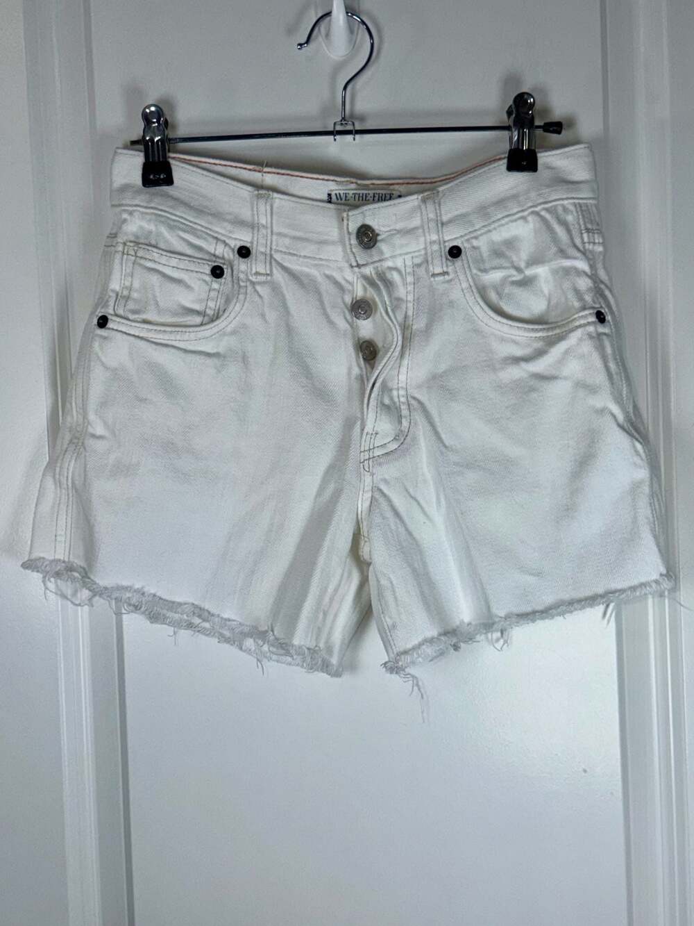 Free People - Picture 3 of 6